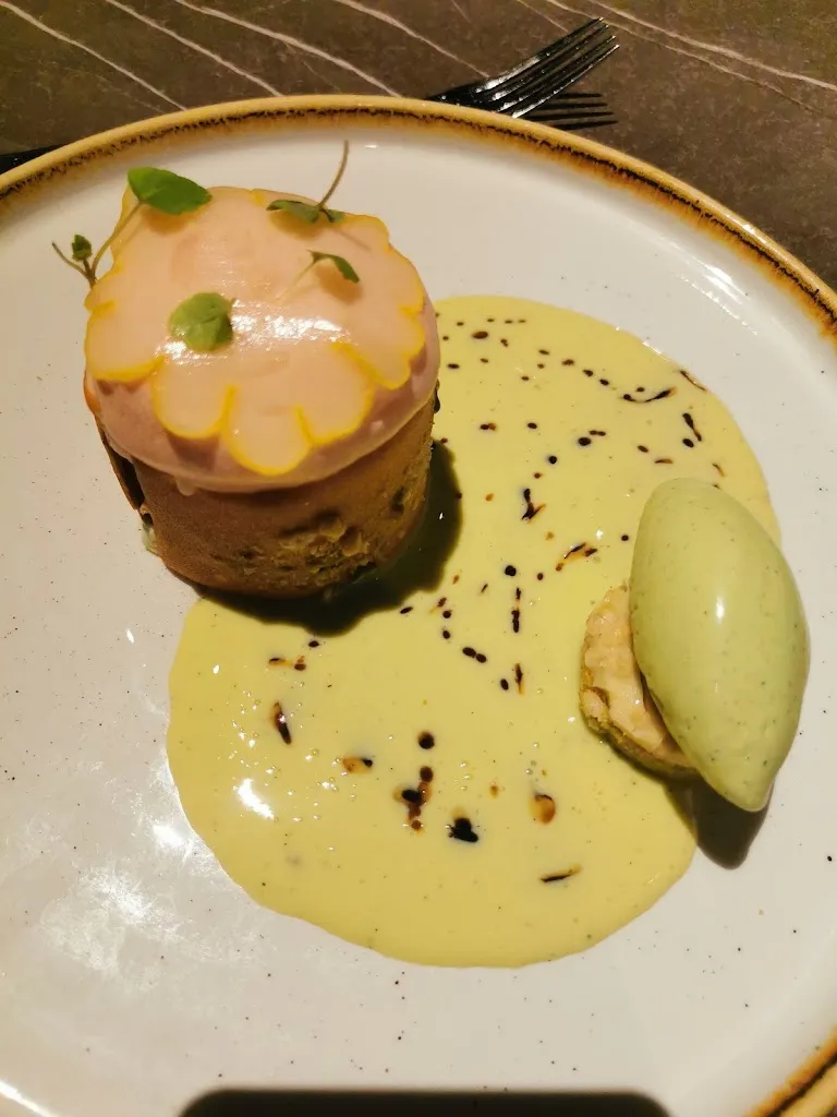 salomé Tuzelet_La Trattoria Restaurant_Herbiers_review