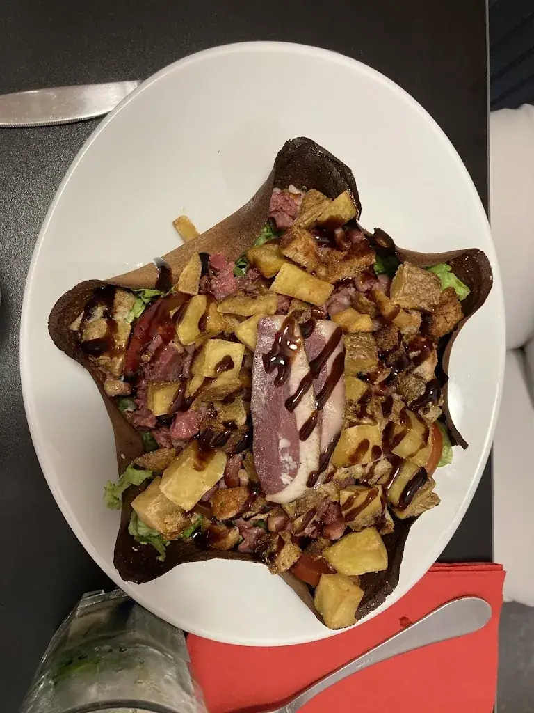 Maxence Theiss_CRÊPERIE Le Chat Huant_Herbiers_review