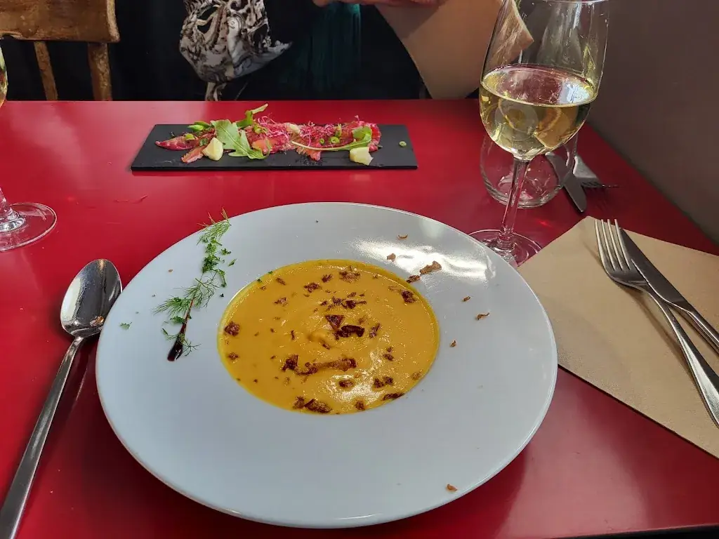 delphine_Café Le Déjà Vu_Mornant_reseña