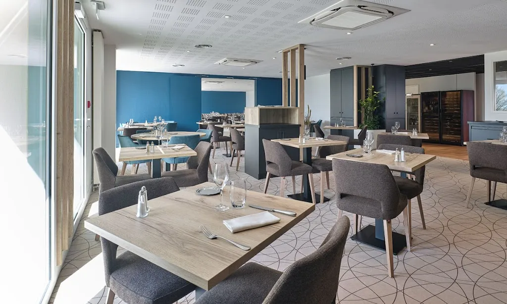 The Orchid Restaurant_Herbiers_slider_image_1