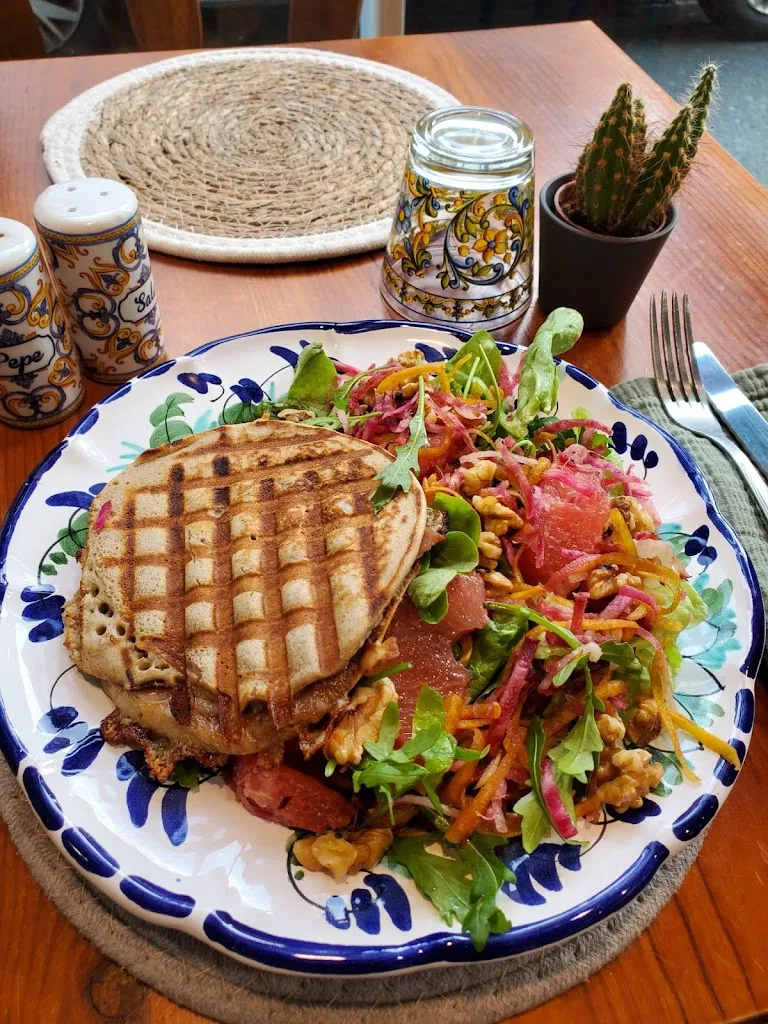 Altrovè - Restaurant et épicerie fine italienne_Herbiers_slider_image_3