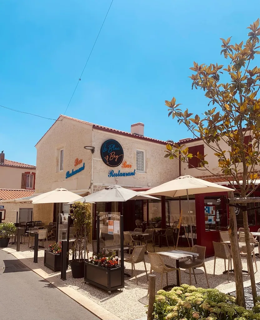 Le blue bay restaurant in Longeville-sur-Mer