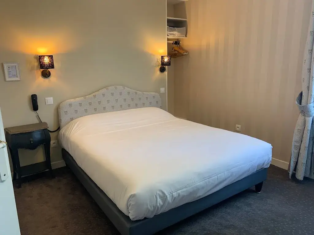 Auberge du Port des Roches ristorante a Luché-Pringé