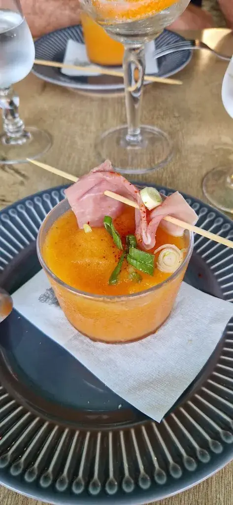 Menu_Restaurant L'Echauguette - Terrasse au bord de l'eau_Maillezais_image_7