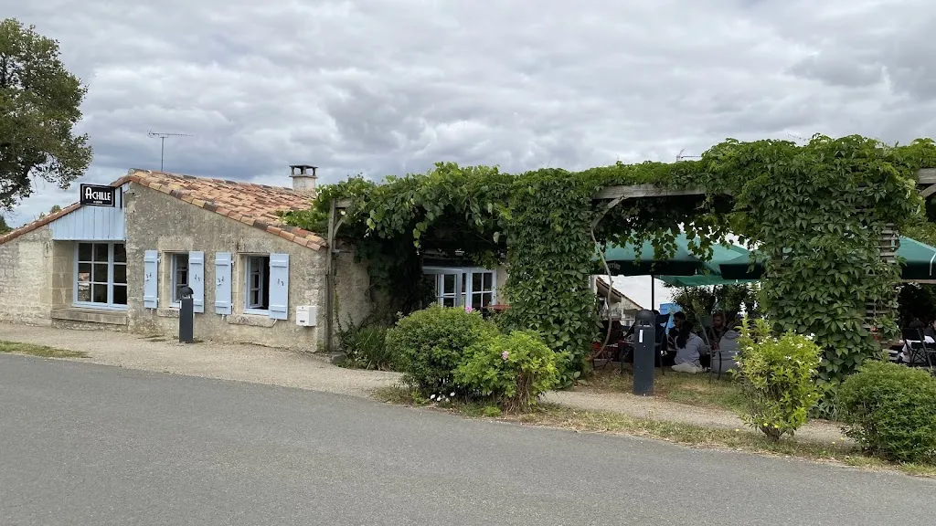 Annette Khan_Achille - La crêperie de l'Abbaye de Maillezais_Maillezais_review