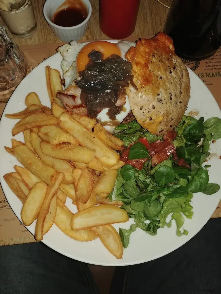 Paul Dornseiffen_Le Reef_Sables-d'Olonne_review