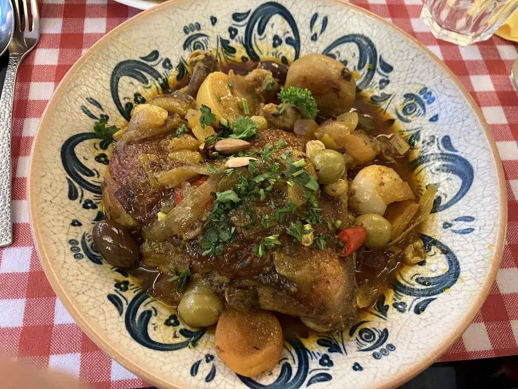 Yun BAI_La Couscousserie des Sables_Sables-d'Olonne_review