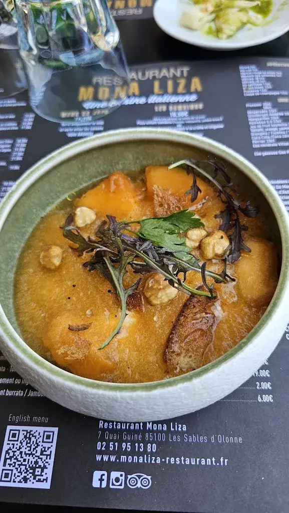 Roy Liberman_Mona Liza_Sables-d'Olonne_review