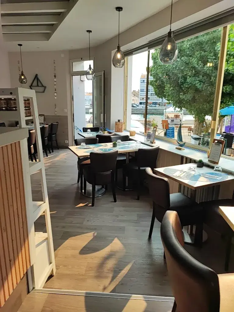 Restaurant-Traiteur Le P'tit Phare_Sables-d'Olonne_slider_image_2