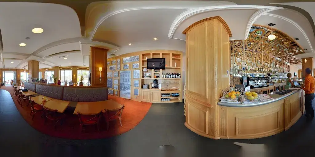 L'Océan Café restaurant in Sables-d'Olonne