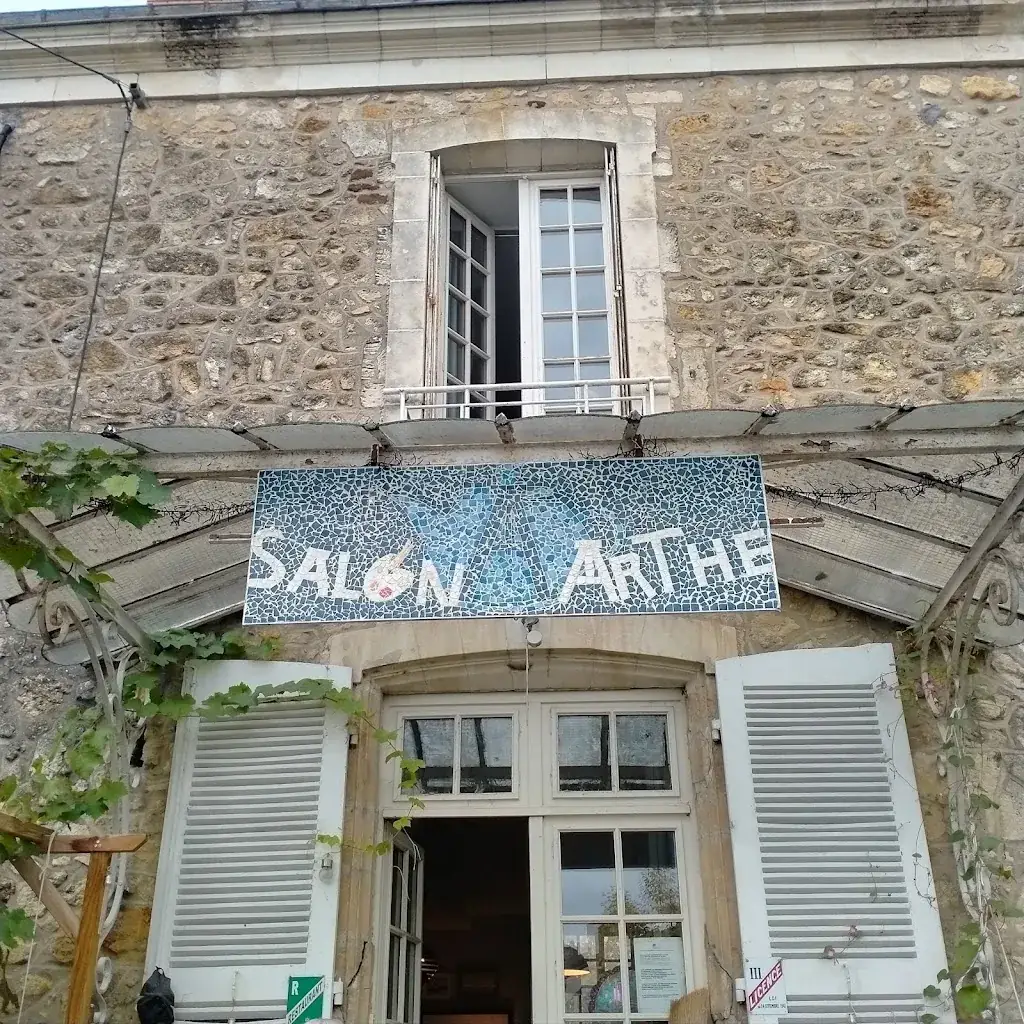 Salon ARTHÉ restaurant in Malicorne-sur-Sarthe