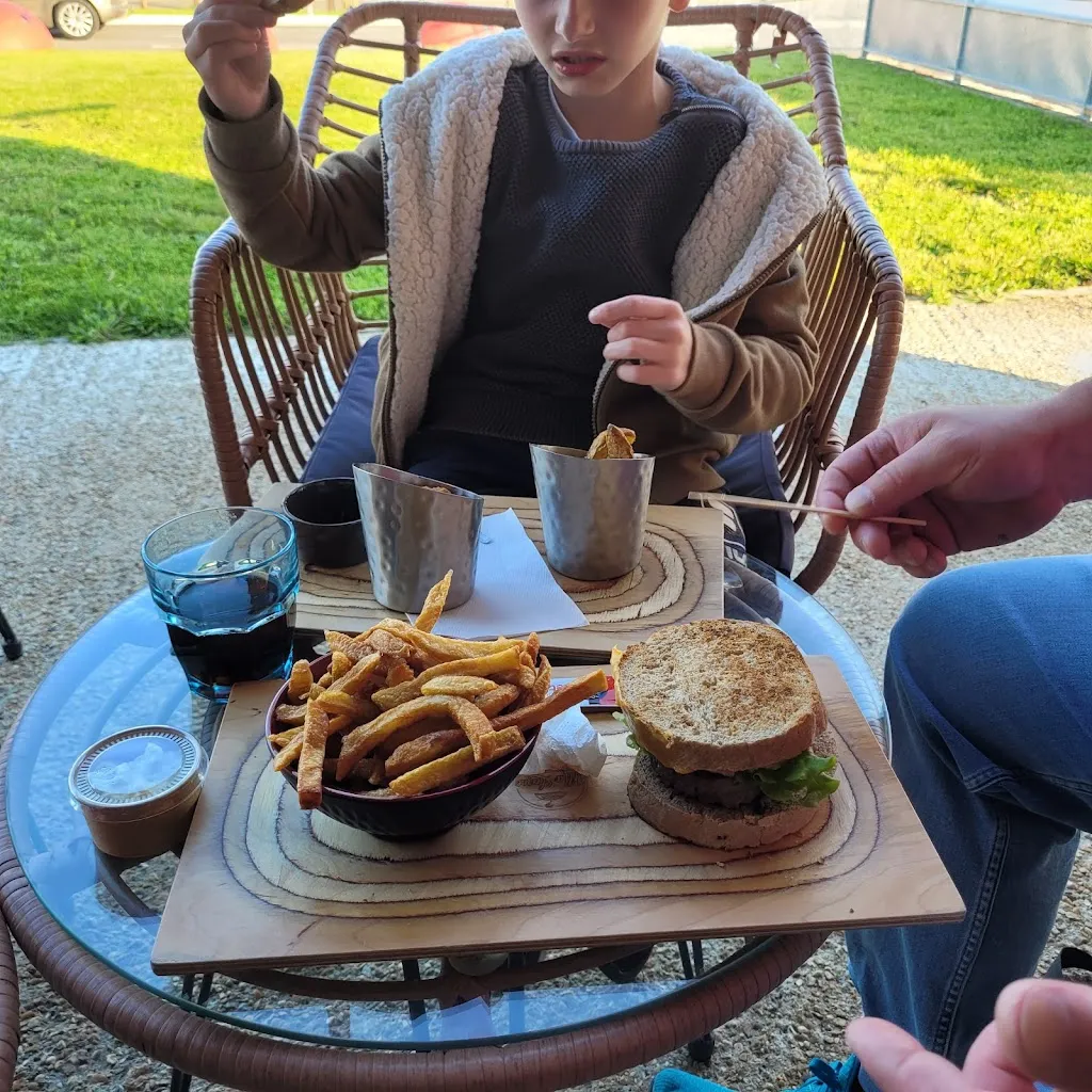 Samia Marteau_Mac'licorne_Malicorne-sur-Sarthe_review