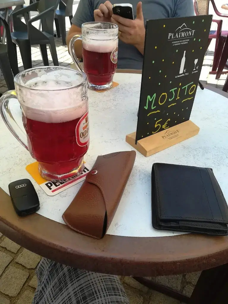 Ryan_Au Rendez-vous des Pêcheurs_Malicorne-sur-Sarthe_review