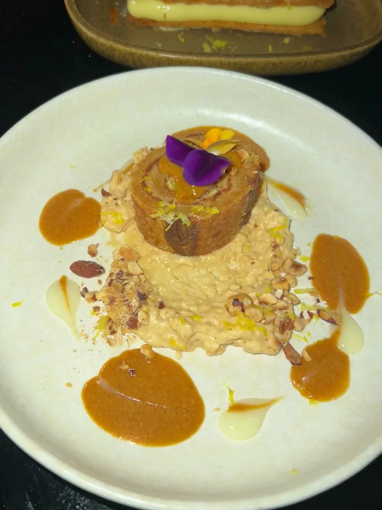 Le Melville_Paris_slider_image_2