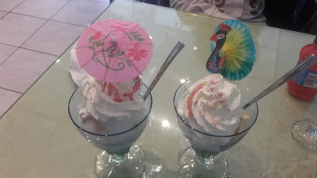 Les Baguettes D'or restaurant in Machecoul