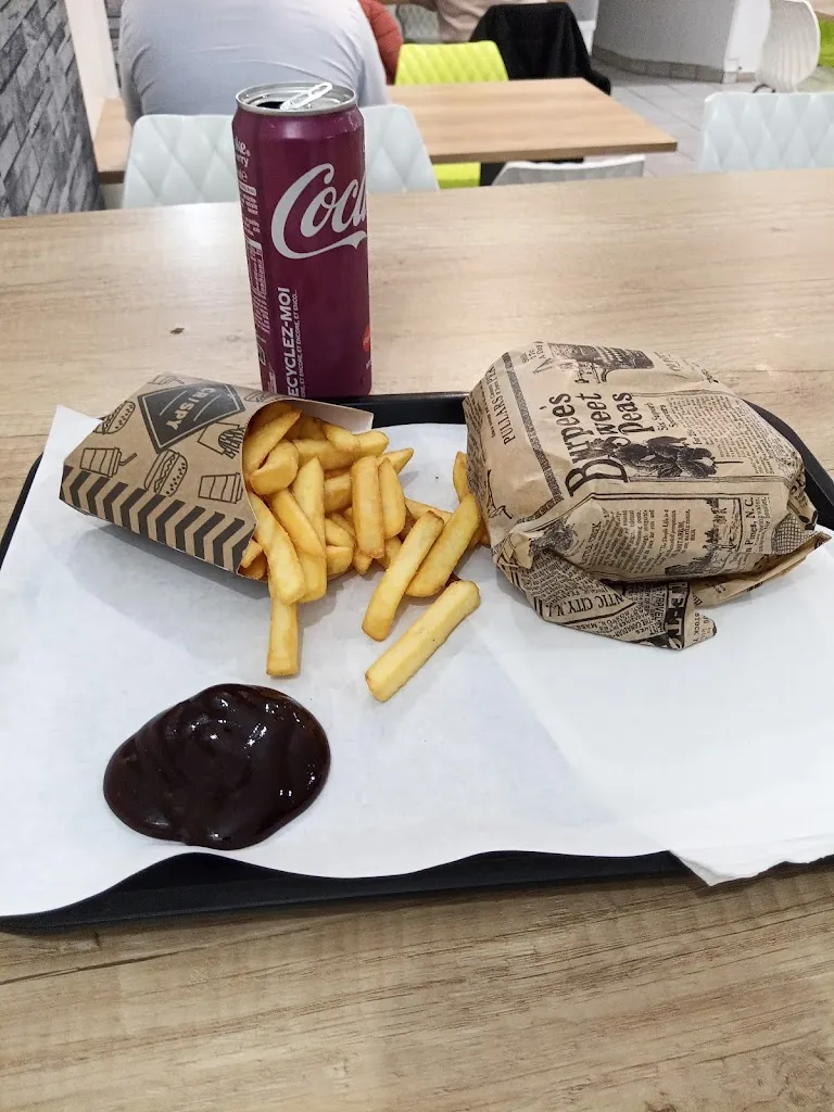 Ludo Péré_Vergine Fast Food_Machecoul-Saint-Même_recensione