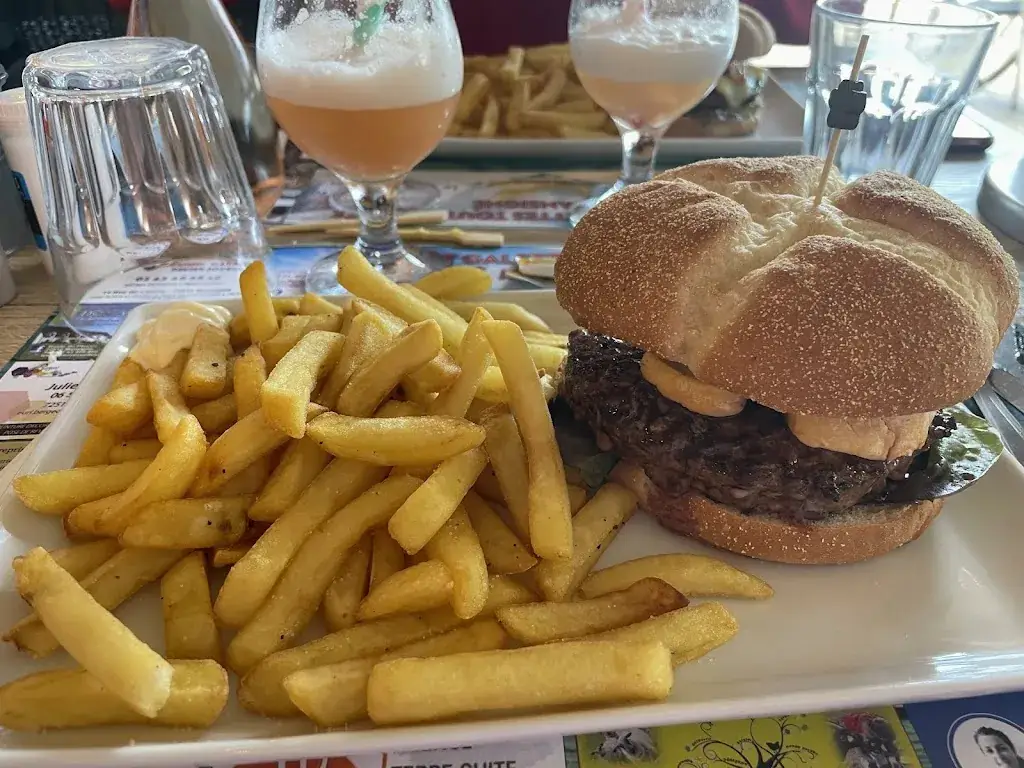 Aux Berges du Lac_Mansigné_slider_image_3