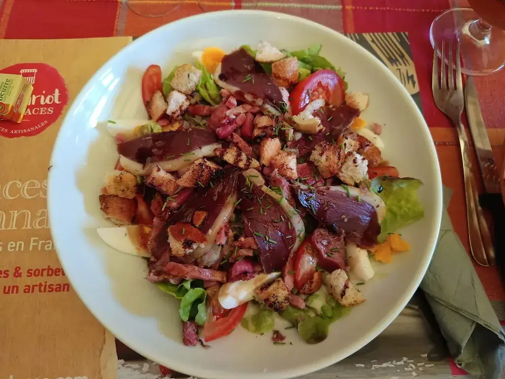 Whopper of the earth_Le Viviera_Mareuil-sur-Lay-Dissais_review