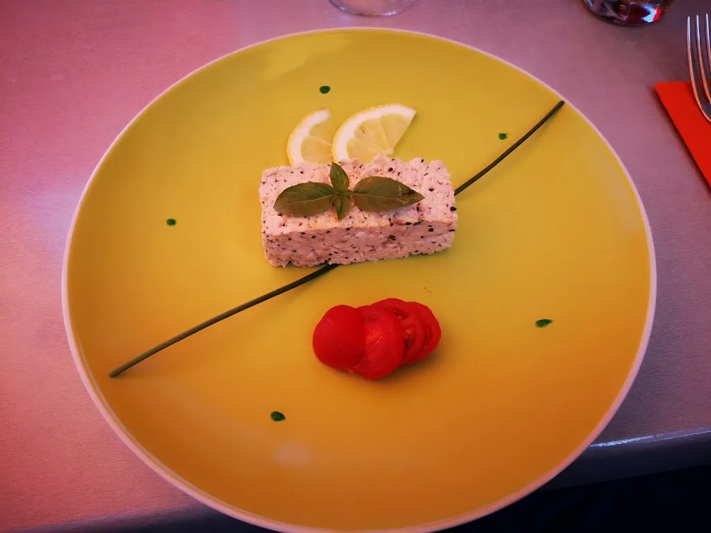 restaurant la cassolette Restaurant in Mours-Saint-Eusèbe