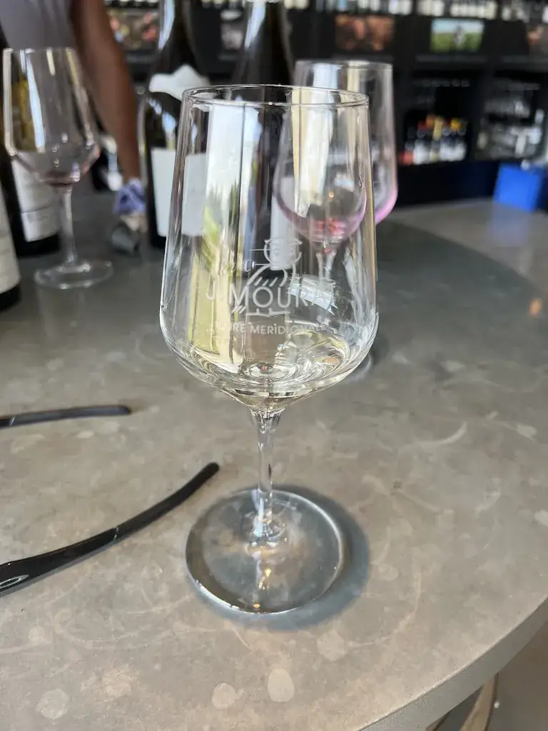 teng john_Vignobles Mourat_Mareuil-sur-Lay-Dissais_review