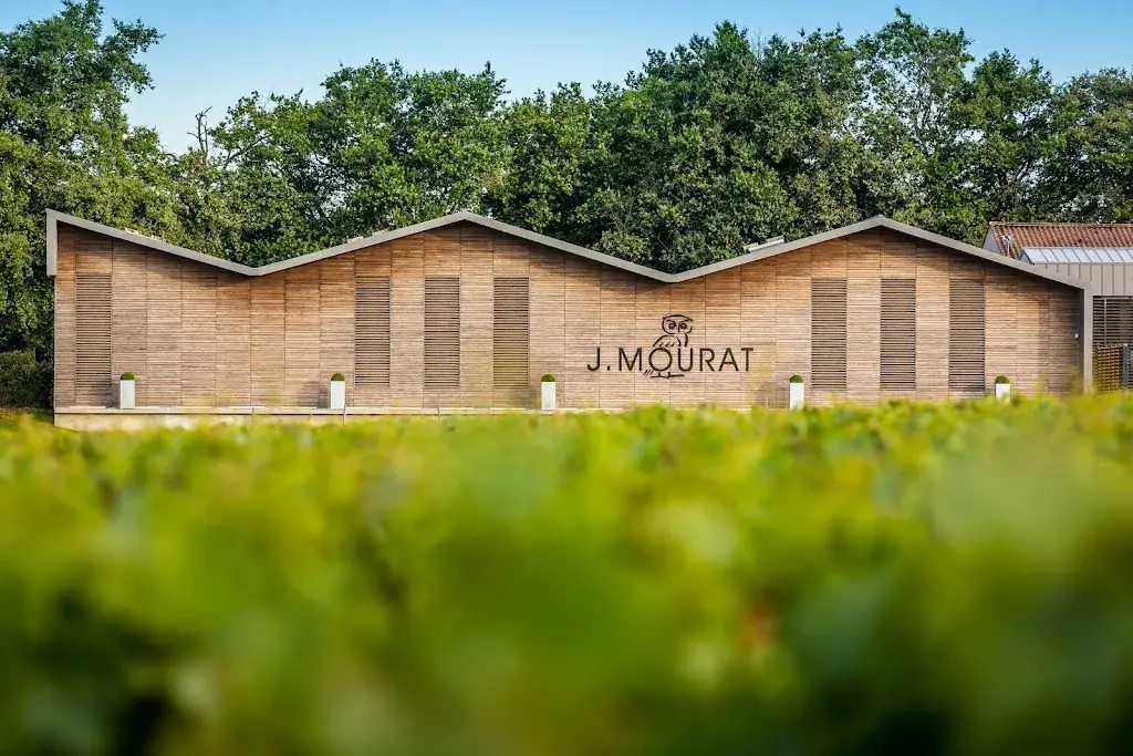 Vignobles Mourat restaurant in Mareuil-sur-Lay-Dissais