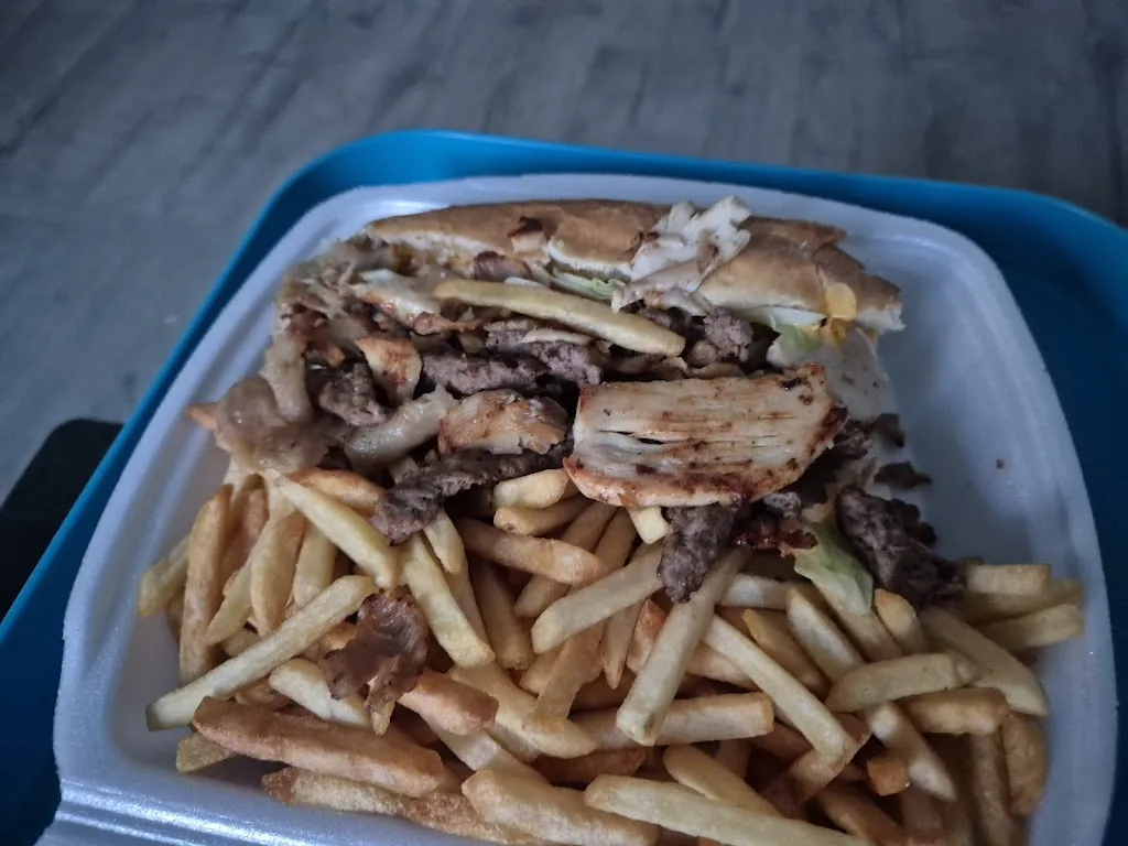 My pizz 85_Mareuil-sur-Lay-Dissais_slider_image_1