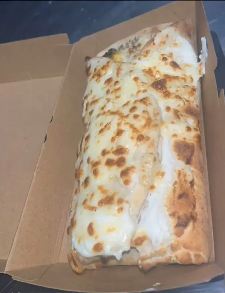 Di Napoli Pizza_Mamers_slider_image_3