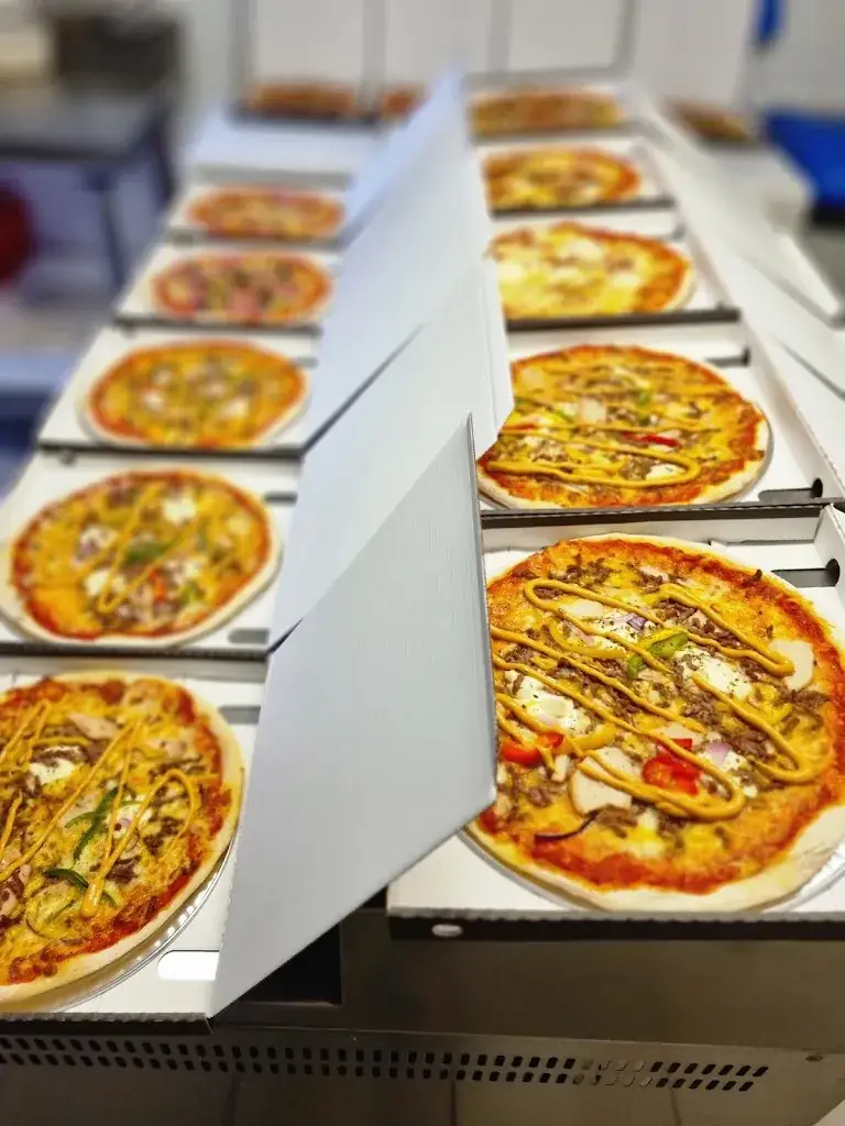 Menu_Le Réconfort distributeurs de pizzas artisanales 24h7j_Martigné-sur-Mayenne_image_7