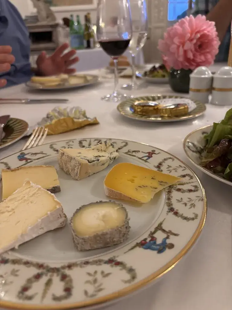 John B_Château Colbert_Maulévrier_review