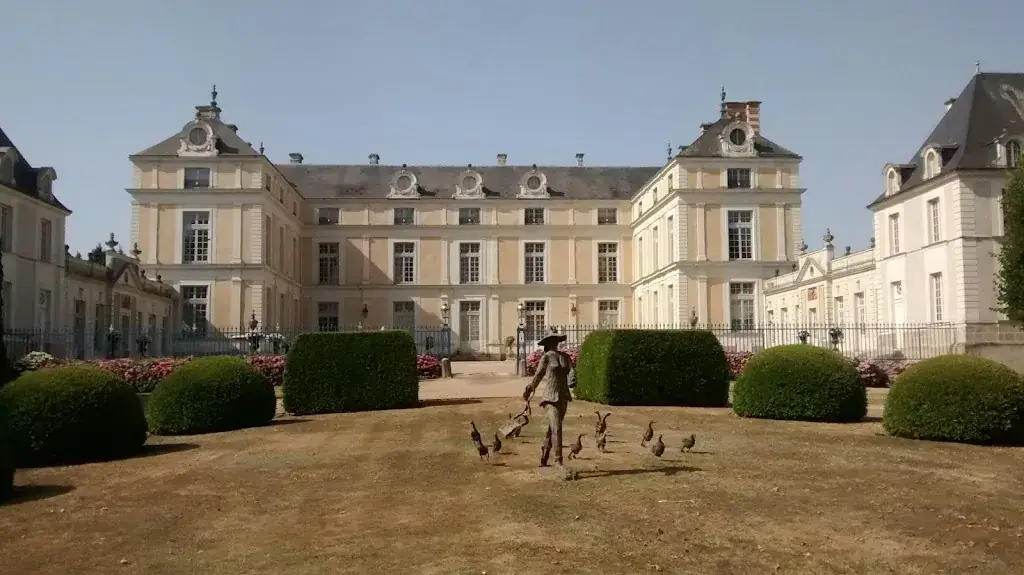 Ken Mann_Château Colbert_Maulévrier_review