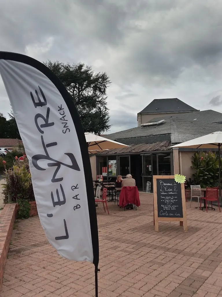 Denis Parker_L' Entre 2_Maulévrier_review