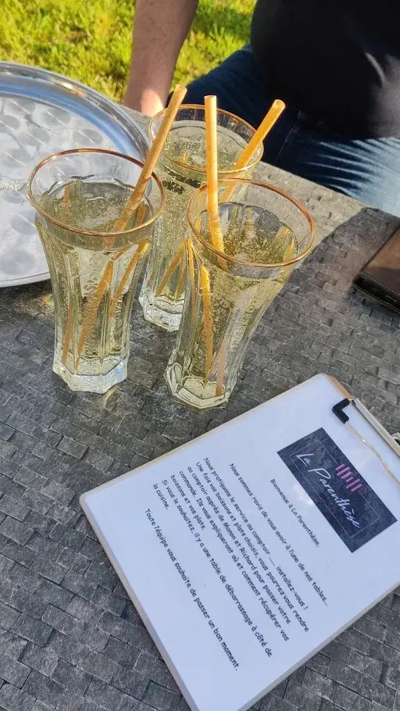 Laura •_La Parenthèse_Mazé-Milon_review