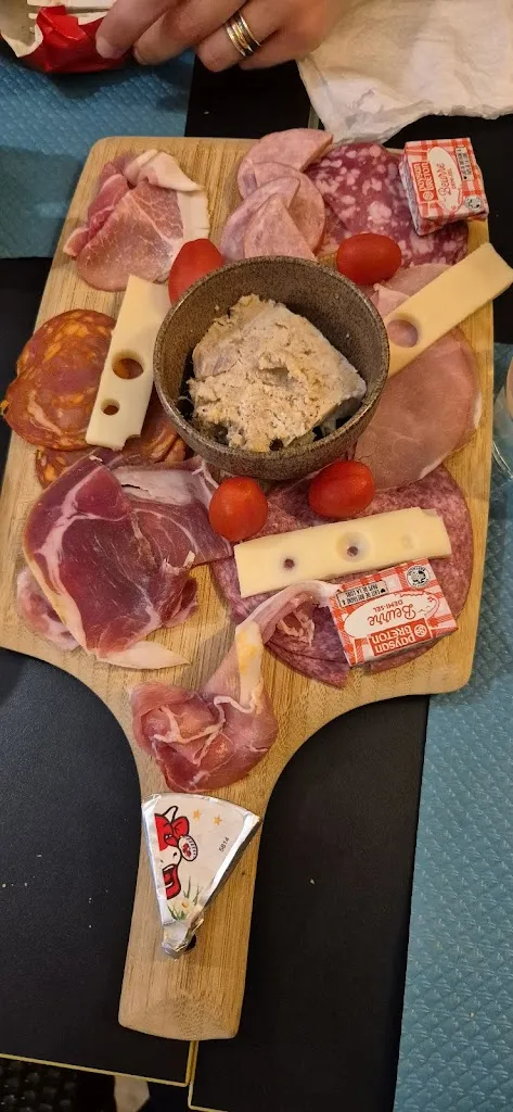 Ricardo Jóia_Brasserie La Renaissance_Mayenne_review