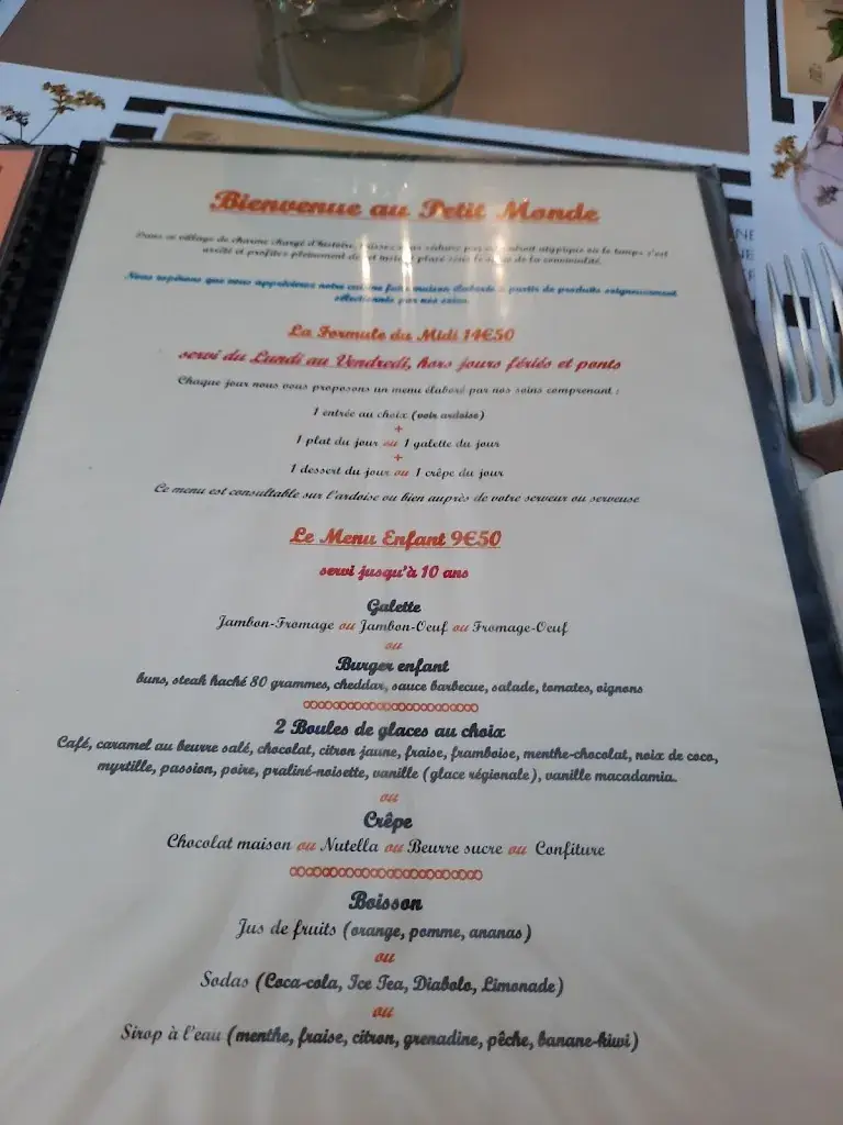 Menu_Le Petit Monde_Saint-Georges-Buttavent_image_1