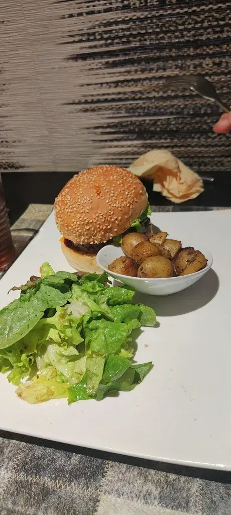 Menu_Le Petit Monde_Saint-Georges-Buttavent_image_3