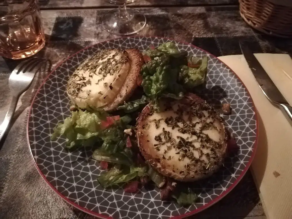 Menu_Le Petit Monde_Saint-Georges-Buttavent_image_8