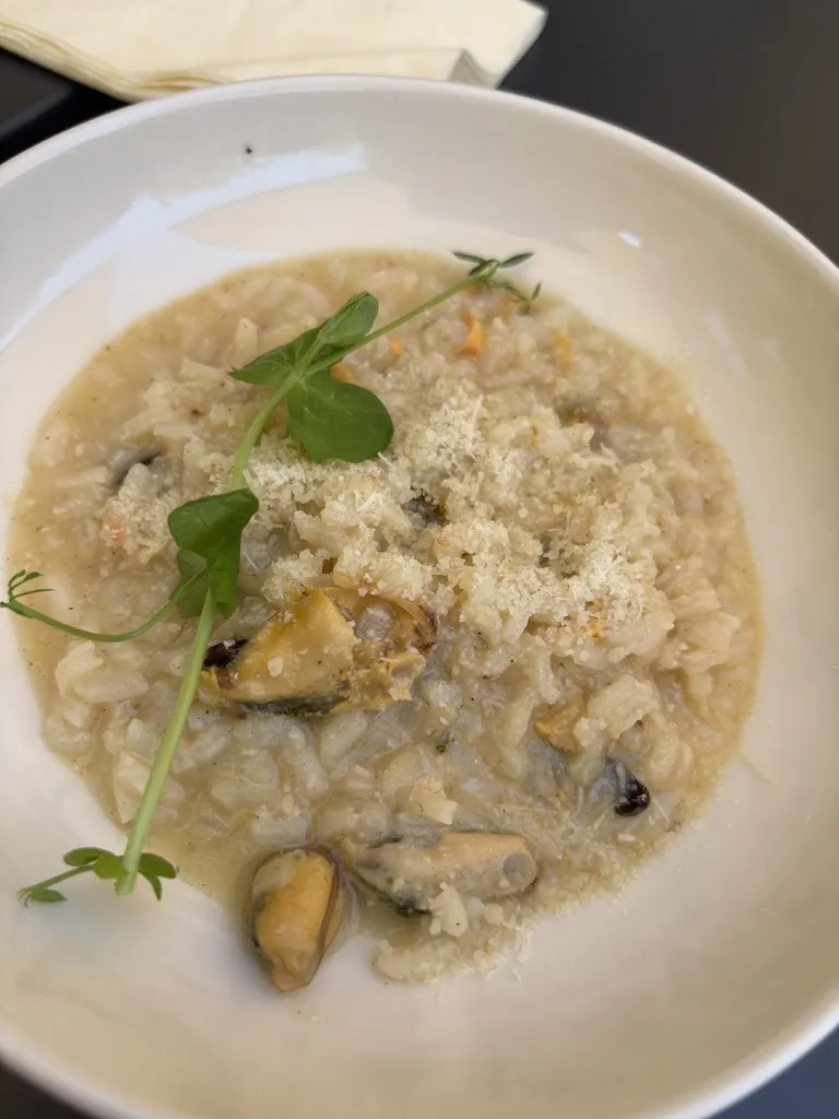 Fatima Zahra Ben SEDRINE_Domaine des Mésangères | Gîte - Salle de réception - Restaurant - Cave à manger_Mézeray_review