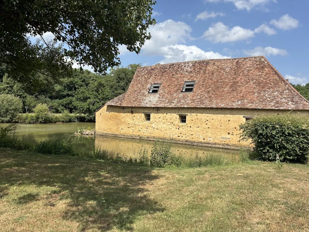 anouk borelli_Domaine des Mésangères | Gîte - Salle de réception - Restaurant - Cave à manger_Mézeray_review