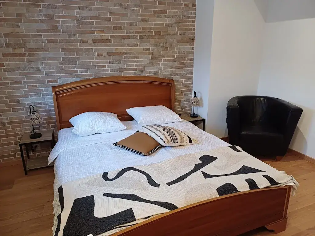 Chez Myriam - Miam Miam_Vernamiège_slider_image_2