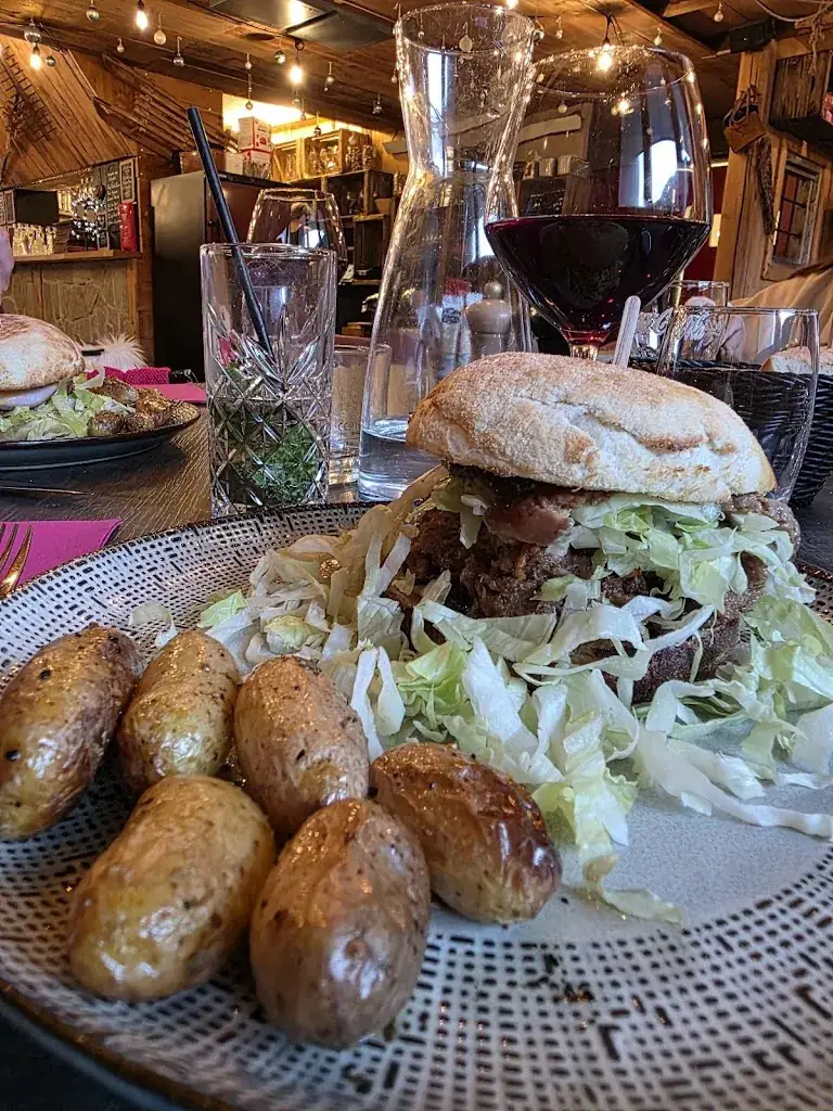 Patricia Tortrotau_Le Refuge Gourmand_Valfréjus_review