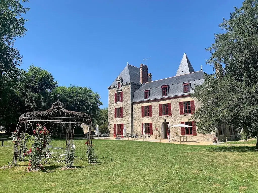 Le Domaine de La Briandais, lieu de sobriété électromagnétique restaurant in Missillac