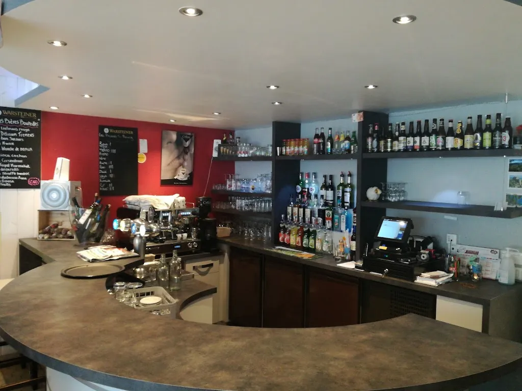 Brasserie du Centre restaurant in Montbert