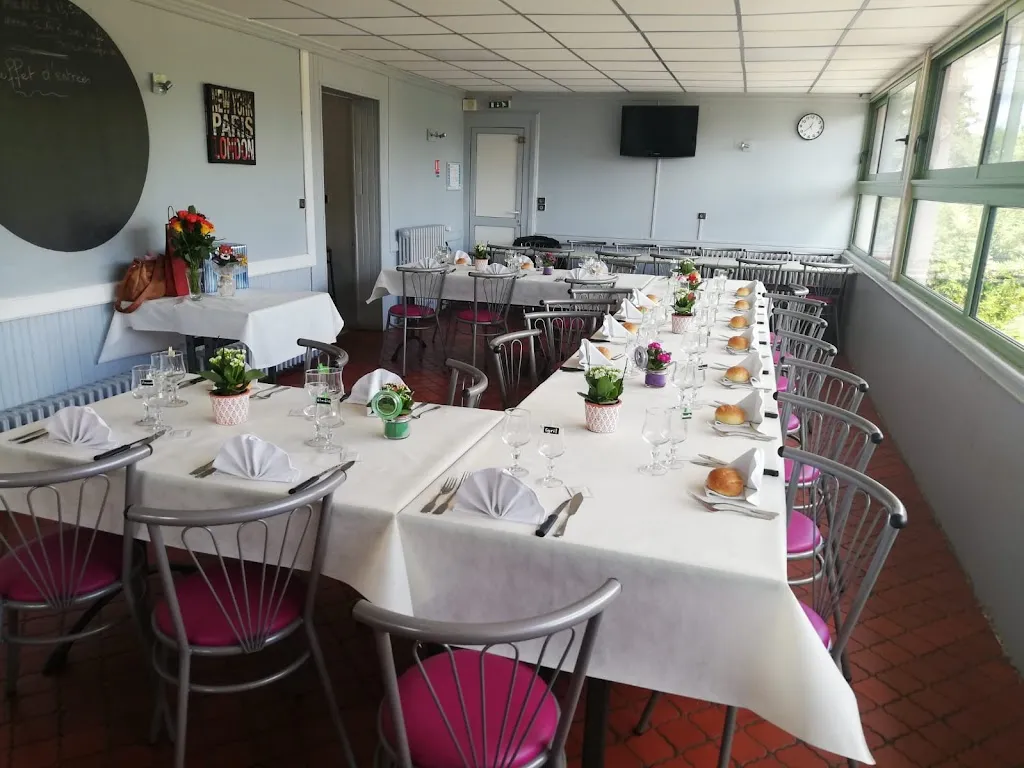 Restaurant de la Gare Nelly et Stéphane GUY restaurant à Montfort-le-Gesnois