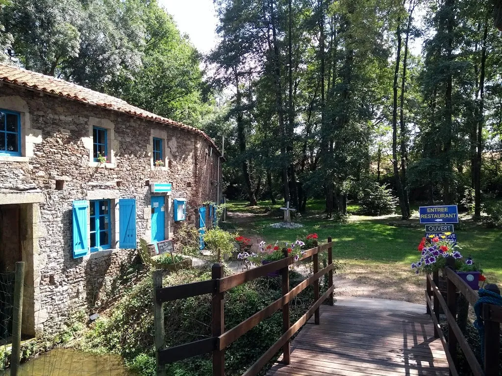 Ade Jordan_Le Moulin de La Rivière_L'Oie_review