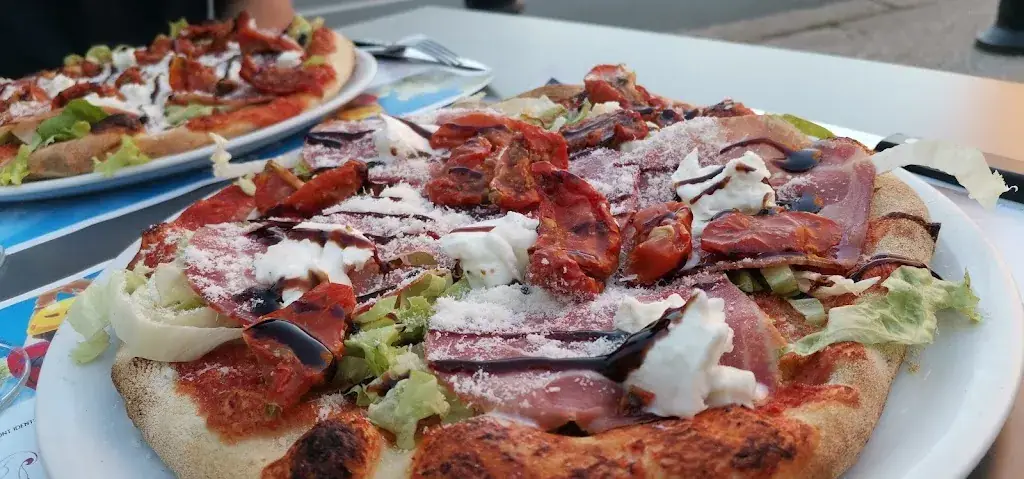 Pizzeria La Laurentaise _Saint-Laurent-sur-Sèvre_slider_image_2