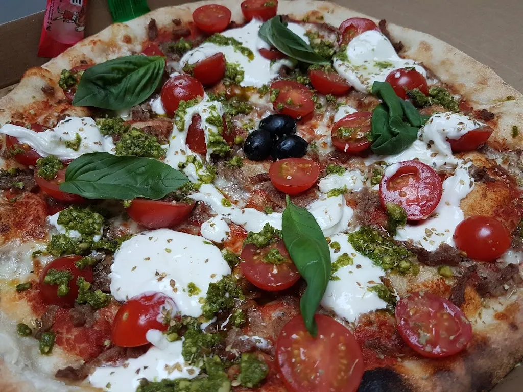 Agathe GILET_Wanted Pizza_Mouzeil_review