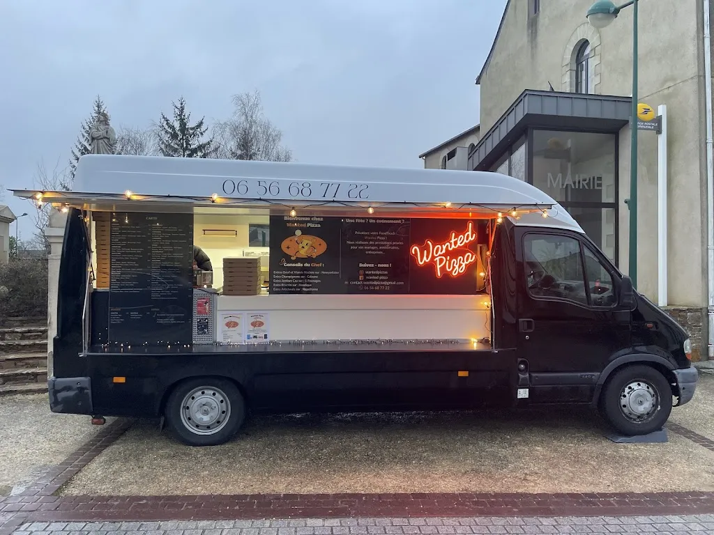 Wanted Pizza_Mouzeil_slider_image_2