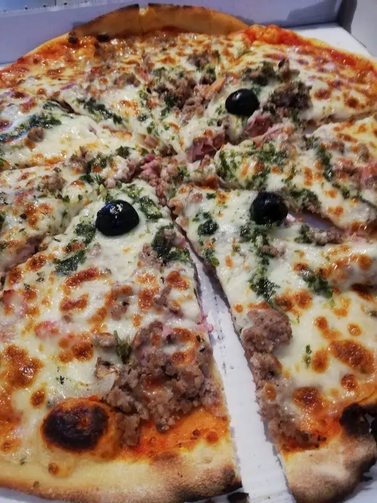 Pizzeria des Halles_Moutiers-les-Mauxfaits_slider_image_2