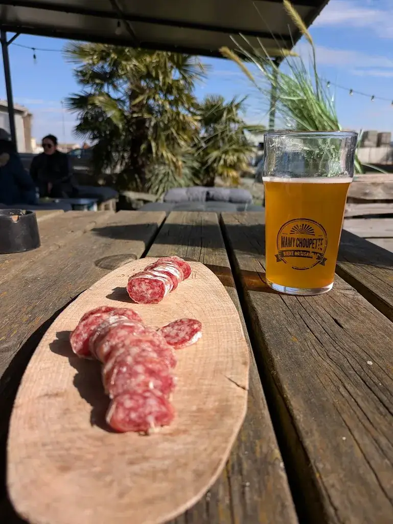 Aurelie Labelle_Cave And You_Mouzillon_review