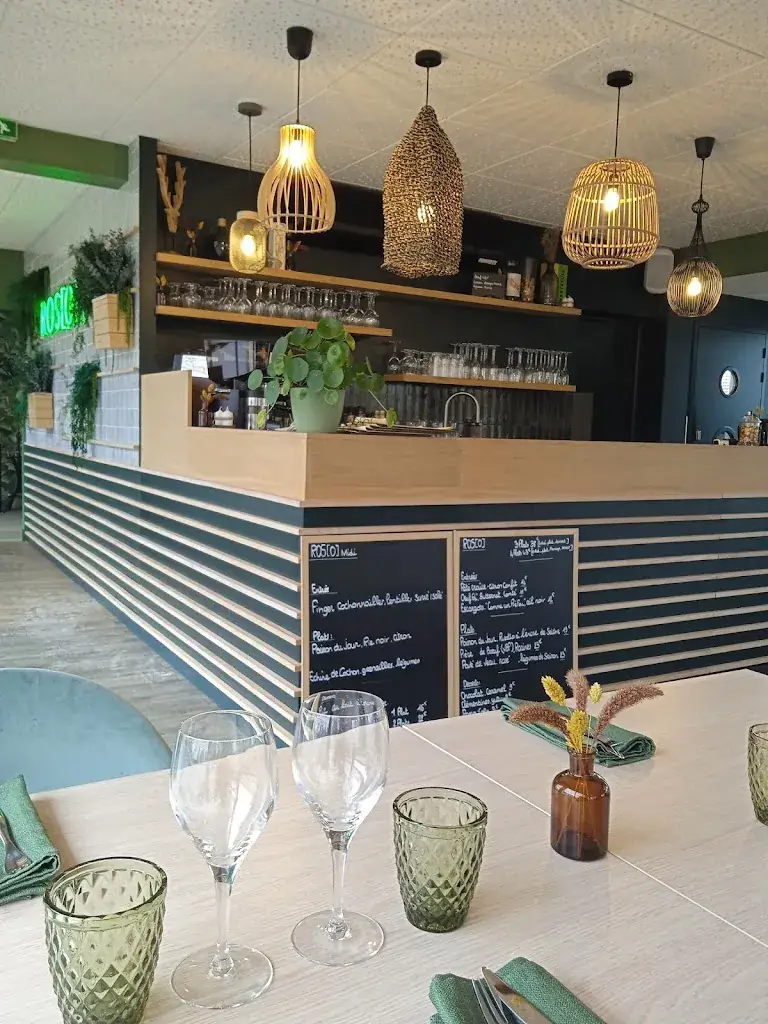 ROS[O] restaurant in Mûrs-Erigné